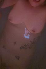Daisy 's gallery photo 4