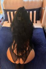 Anisha of Essex  Photo 3