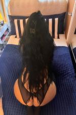 Anisha of Essex  Photo 2