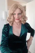 ZoeSapphireFeelgood's gallery photo 18