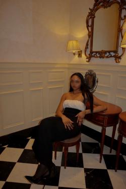 Amira's main photo 2