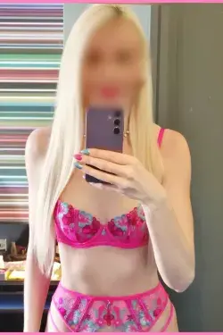 Blonde_Bombshell's main photo 3