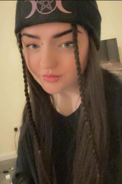 Mistressmaddi's main photo 2